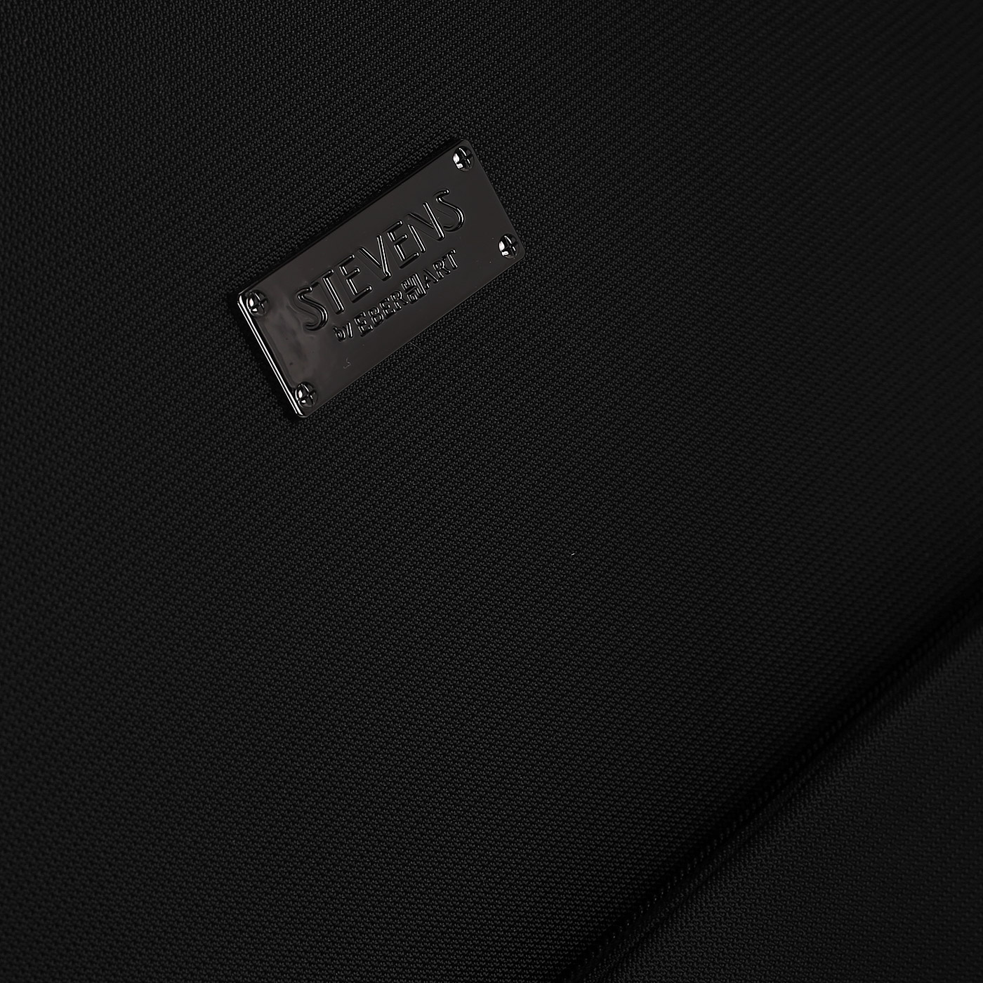 Чемодан средний M тканевый с кодовым замком Stevens Urban