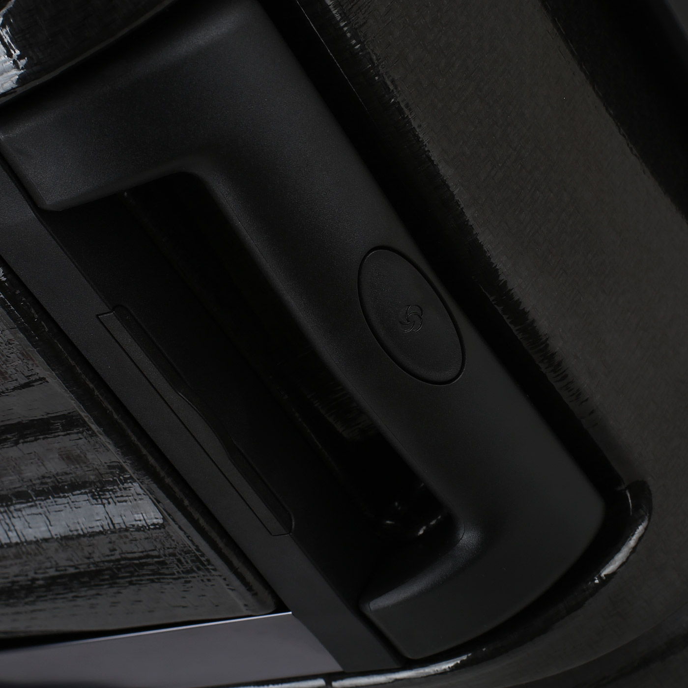 Чемодан очень большой XL из материала Curv с кодовым замком Samsonite C-Lite