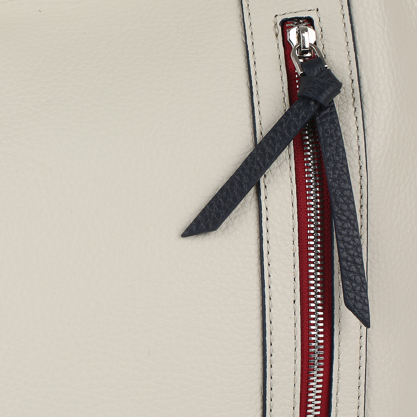 Сумка из мягкой зернистой кожи Chatte Marseille