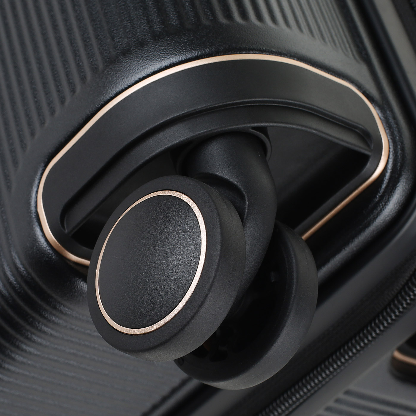 Чемодан маленький S из поликарбоната Echolac Dynasty