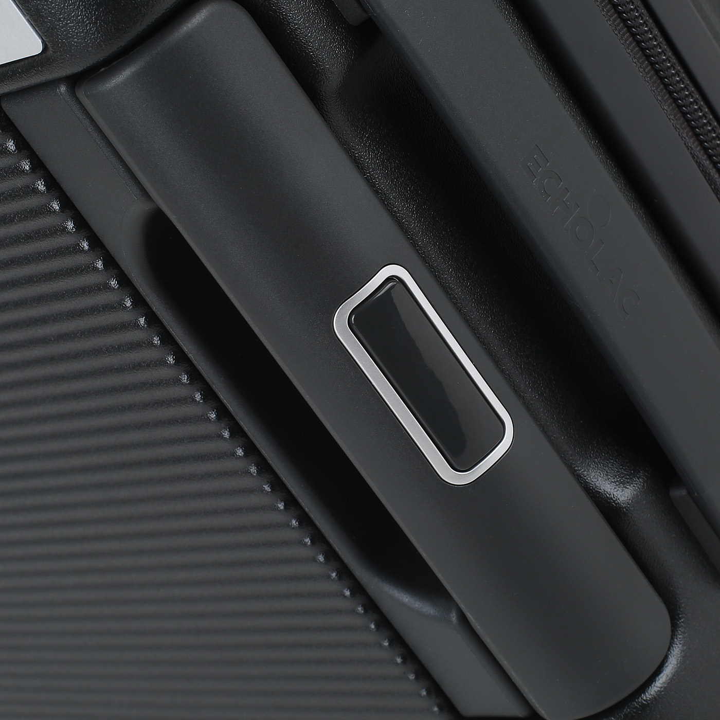 Чемодан маленький S из поликарбоната Echolac Dynasty