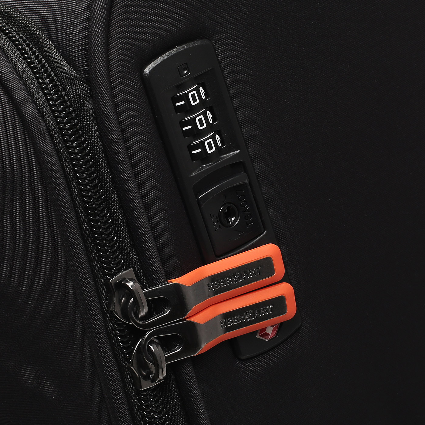 Чемодан средний M тканевый Eberhart Pure